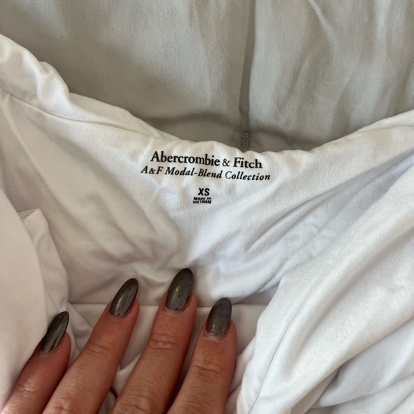 A&F Off-the-Shoulder Ruched Wrap Top - White, XS - Picture 2 of 3